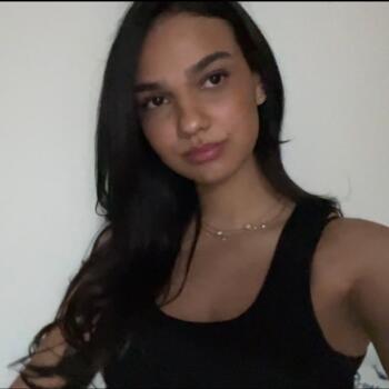 Baby-sitter Lyon: Salma