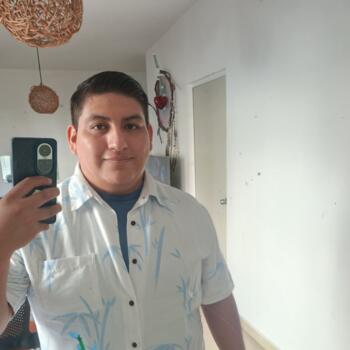 Babysitter in Playa del Carmen: Irving Humberto