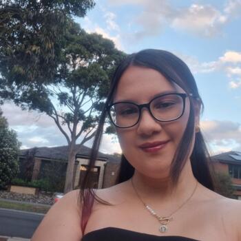 Babysitter Melbourne: Ellie