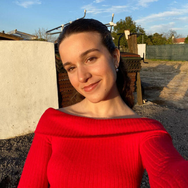 Babysitter em Évora: Carolina