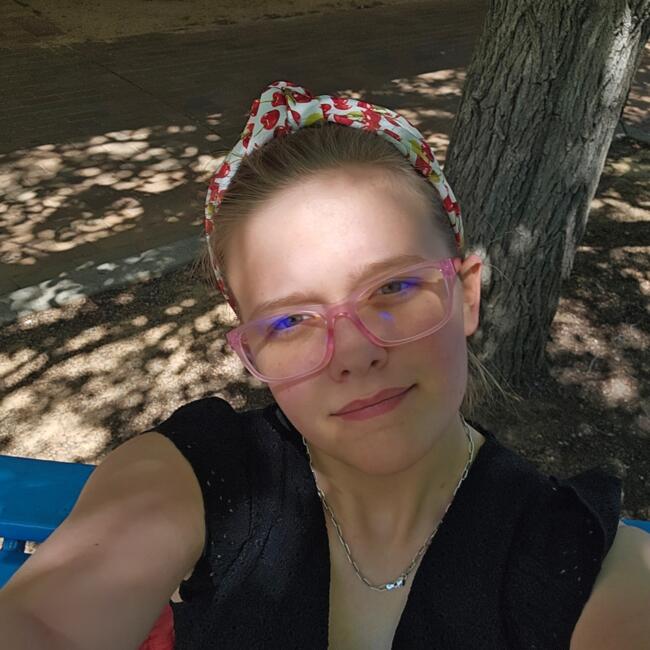 Babysitter in Brisbane: Scarlett