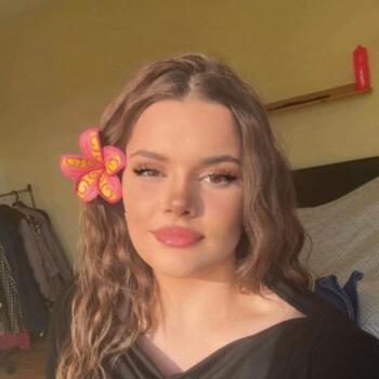 Babysitter in Carcassonne: Elisa