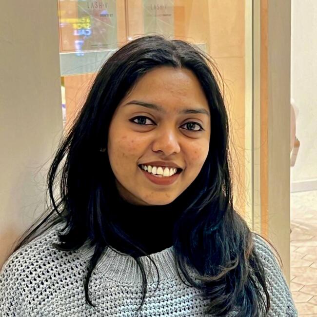 Детегледачка в Варна: Aswathy