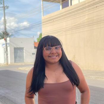 Babysitter in Petrolina: Esther