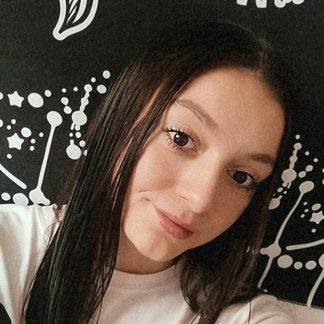 Babysitter in Saint-Apollinaire: Léna