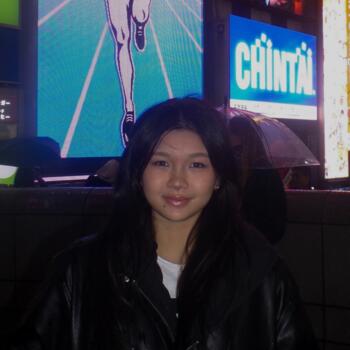 Babysitter in Singapore: Bernise
