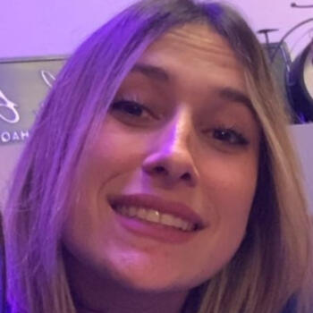 Babysitter Ouveillan: Margot