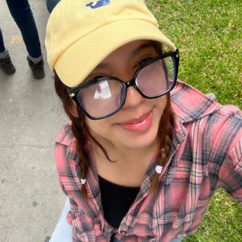 Babysitter in San Salvador: Michelle