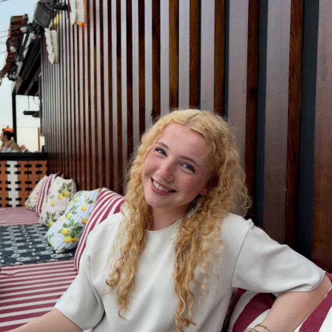 Babysitter in Kehlen: Juliette