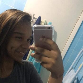 Babá em Novo Hamburgo: Larissa
