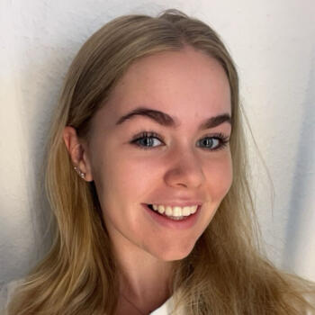 Babysitter in Vienna: Kashira