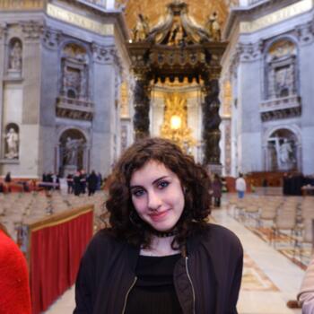 Babysitter a Carrara: Sara