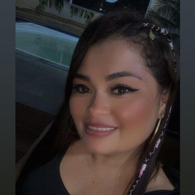 Babysitter in Floridablanca: Angie