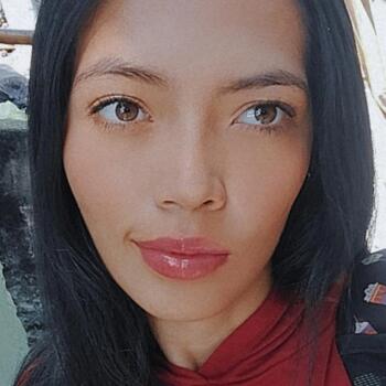 Trabajo para niñera en Medellín: trabajo de niñera Andrea