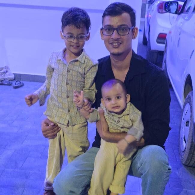 Babysitting job in Greater Noida: Suruchi