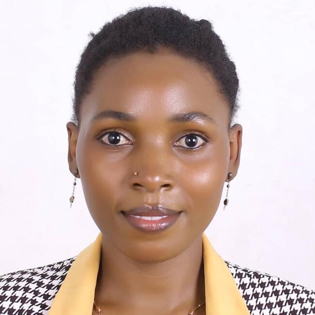 جليسة أطفال في دبي: Lala