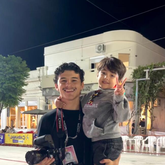 Babysitter in Salto: Andrés