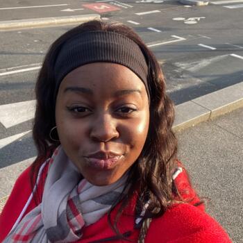 Babysitter in Vénissieux: Winnie Maeva
