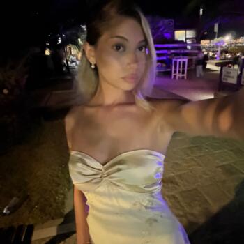 Babysitter in Regensdorf: Angelina