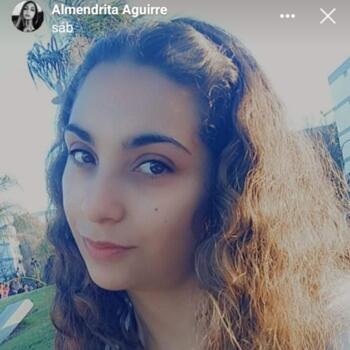 Babysitter in San Fernando: Almendra
