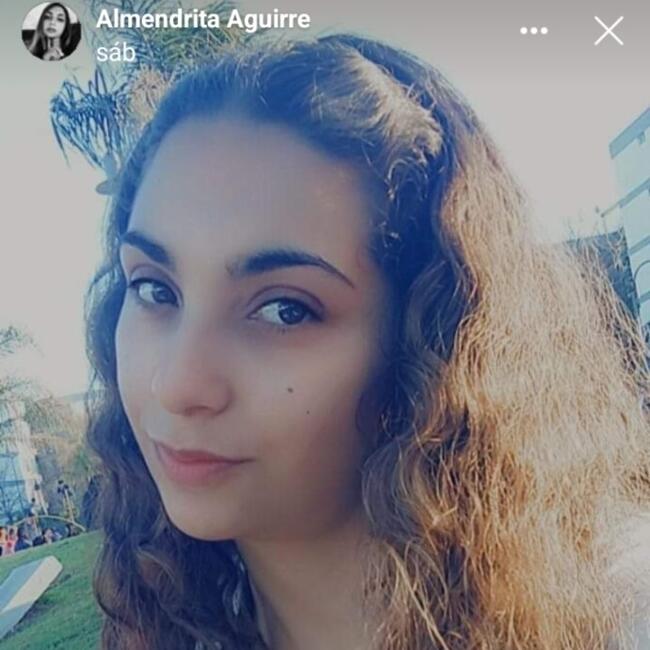 Babysitter in San Fernando: Almendra
