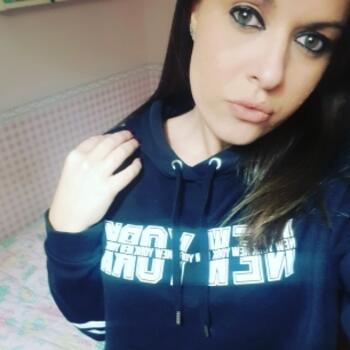 Babysitter a Pollena Trocchia: Giuliana