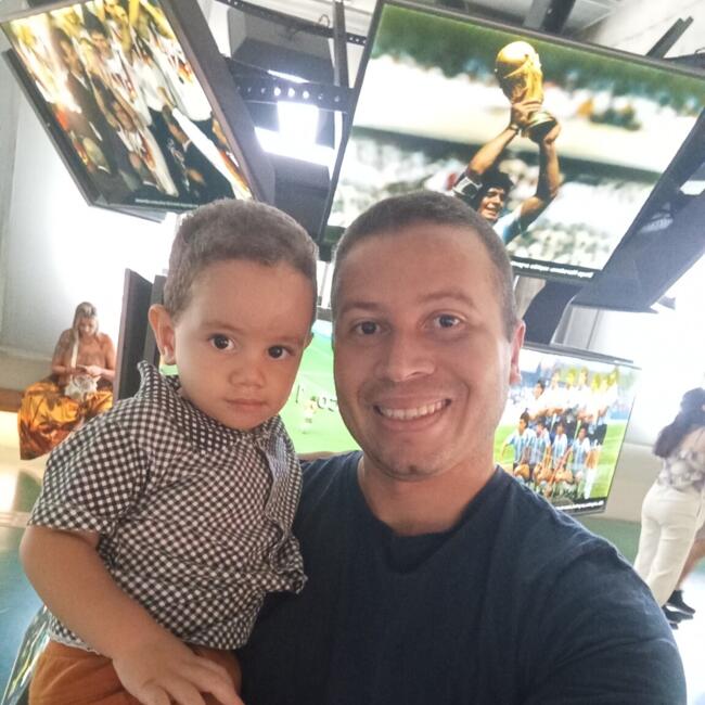 Babysitting job in São Paulo: Zaqueu