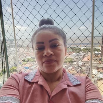 Babá em Belém: Selma