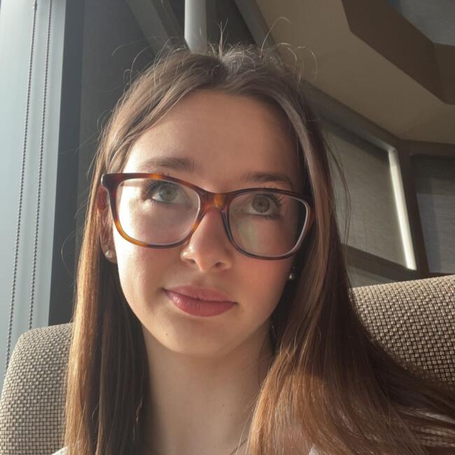 Babysitter in Edmonton: Maycee