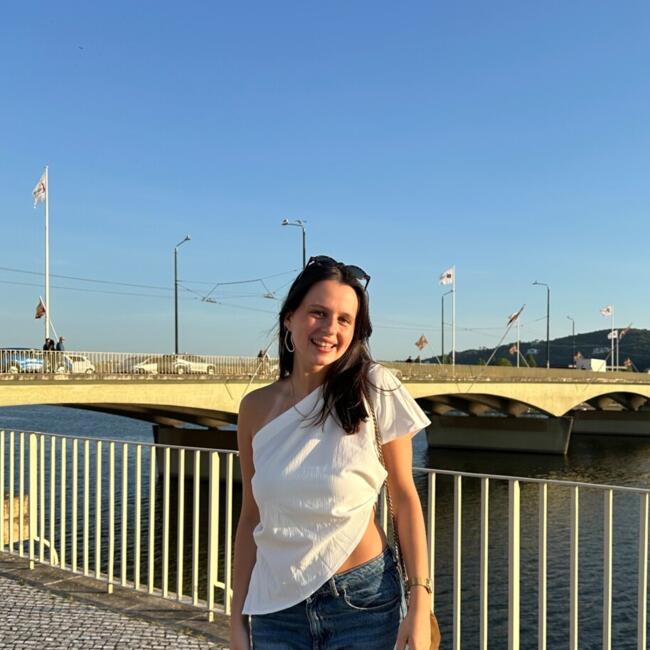 Babysitter in Coimbra: Vitória