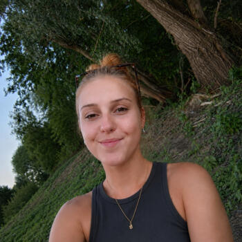 Babysitter in Zuid-Beijerland: Demi