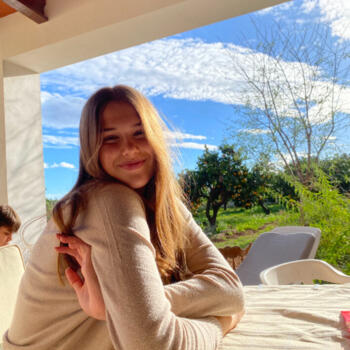 Babysitter in Ondara: Eva