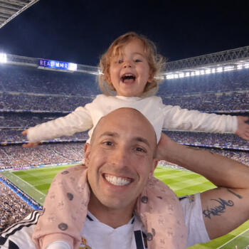 Trabajos de niñera en Almuñécar: trabajo de canguro Cristian