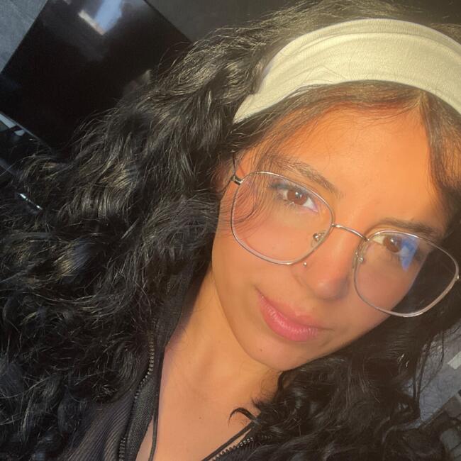 Babysitter in Tavira Island: Íris