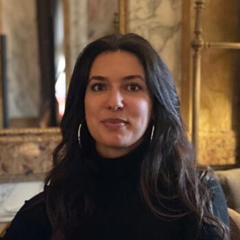 Babysitter em Paris: Nadia