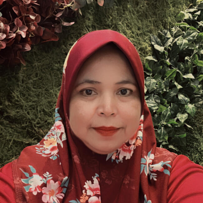 Babysitter in Kampung Seberang Baluk: SUZANA