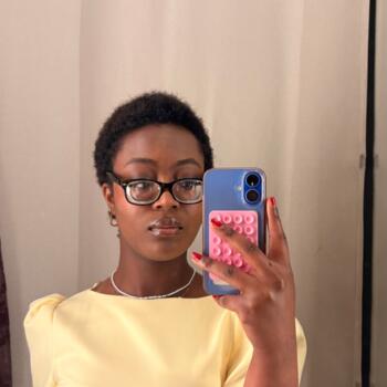 Babysitter in Sint-Pieters-Woluwe: Betty