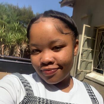 Babysitter in Germiston: Alshandre