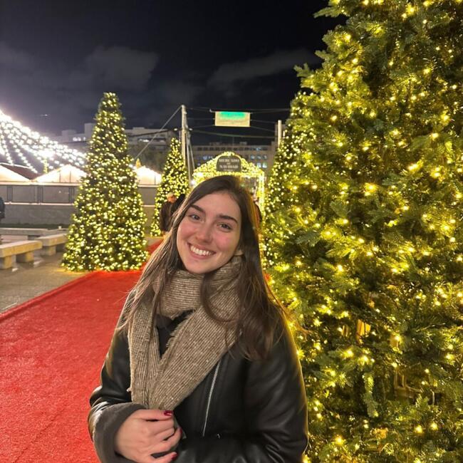 Babysitter in Madrid: Amaia