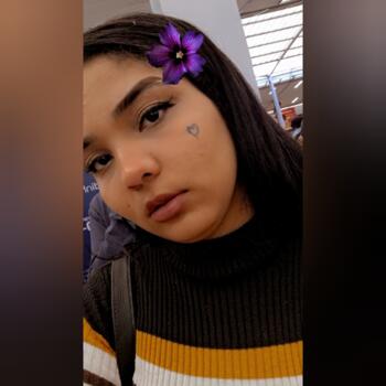 Babysitter Goiânia: Irly