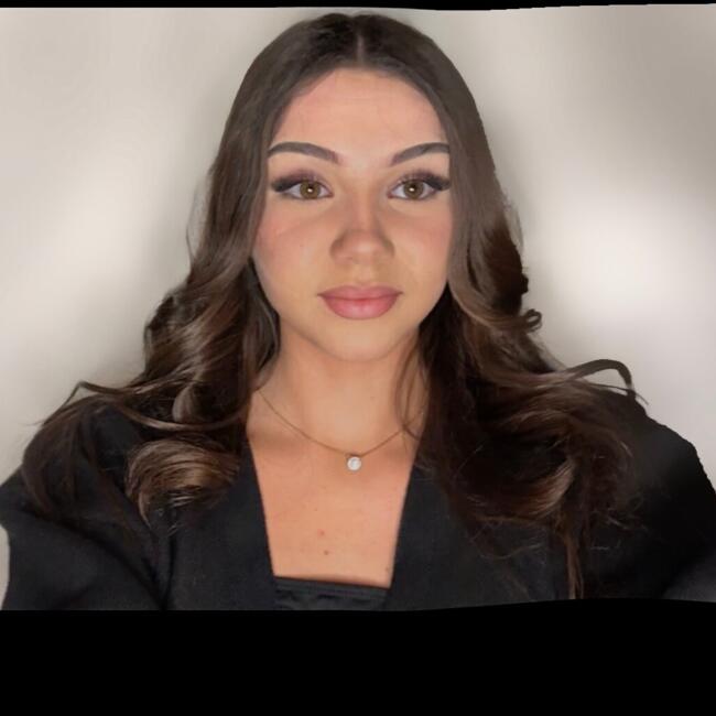 Babysitter in Saint-Jean-de-Maurienne: Aurélie