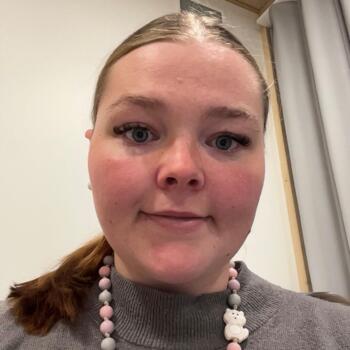Lastenhoitaja Turku: Laura