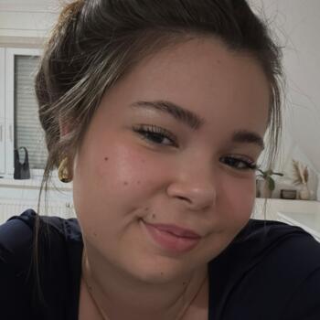 Babysitter in Halle (Saale): Laura