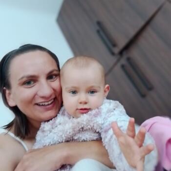 Praca dla opiekunki do dziecka w Łomianki: praca dla opiekunki do dziecka Krystyna