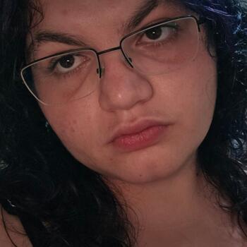 Babá em Itajaí: Sarah