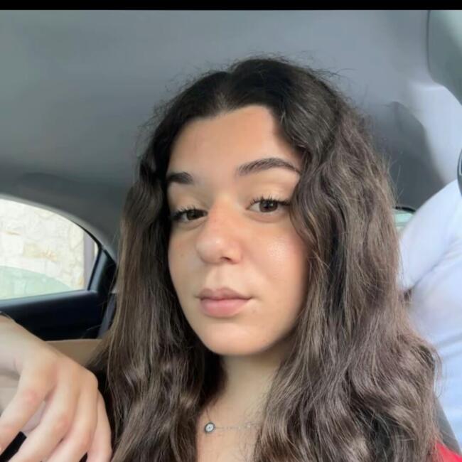 Babysitter a Pellezzano: Antonella