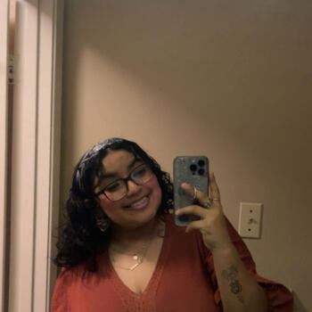 Babysitter in San Antonio: Angela