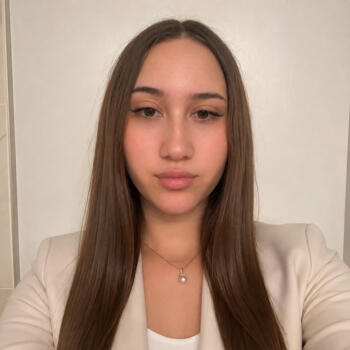 Baby-sitter in Vieux-Saint-Laurent: Giulia Farinaccio