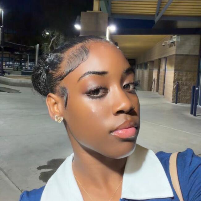 Babysitter in Las Vegas: NyiLah