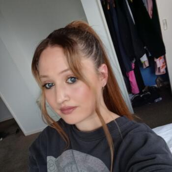 Babysitting job in Palmerston North: babysitting job Emaraima